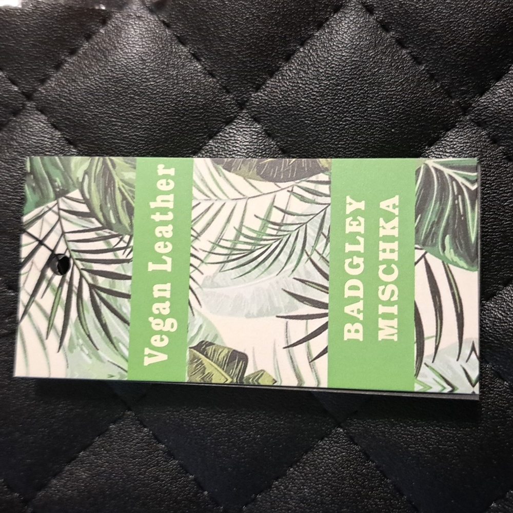 FLASH SALE Badgley Mischka Elegant Black Quilted Tote Bag New 129 - Picture 2 of 7